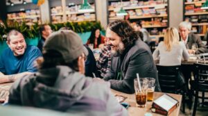 Enquêtez dans le Paris médiéval avec Chronicles of Crime : 1400!